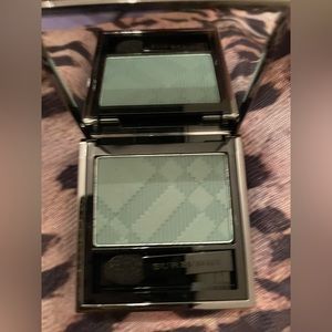 Burberry eye shadow brand new in box